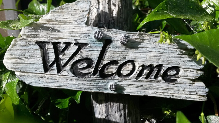 Welcome sign.